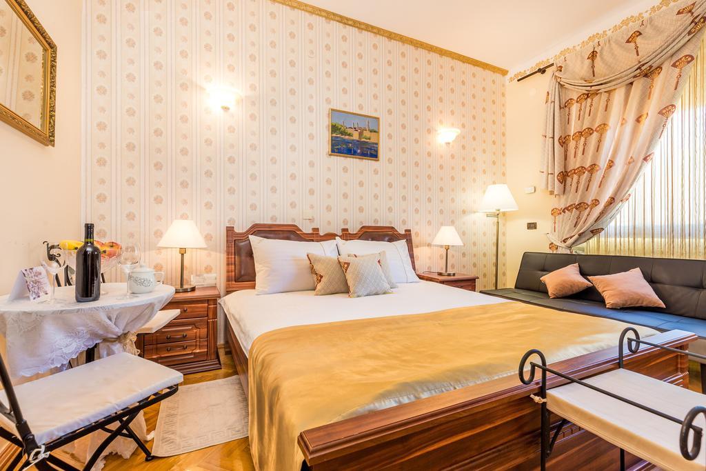 Villas Arbia - Margita Beach Hotel Banjol ภายนอก รูปภาพ